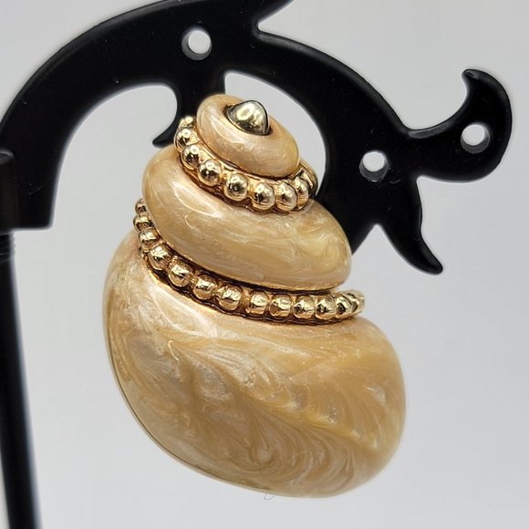 925 Sterling Shell Clip Earrings - Picture 3 of 7